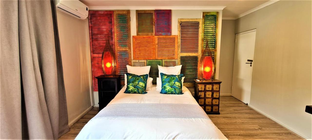 African Groove Camps Bay Cape Town Bagian luar foto