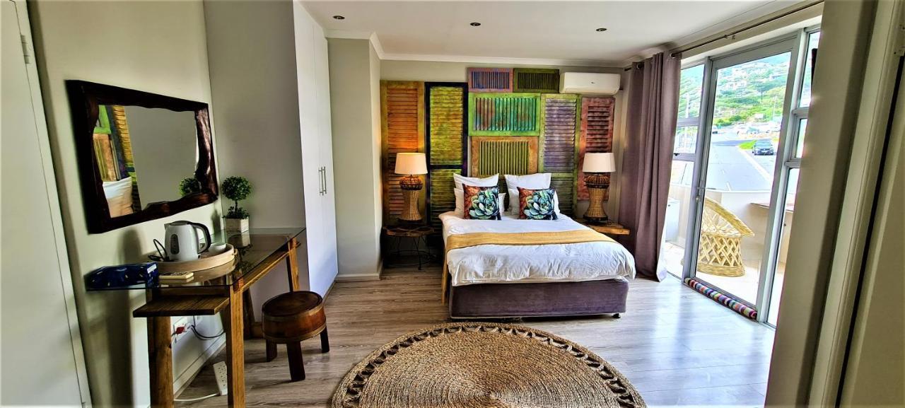 African Groove Camps Bay Cape Town Bagian luar foto