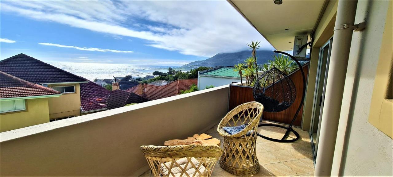 African Groove Camps Bay Cape Town Bagian luar foto
