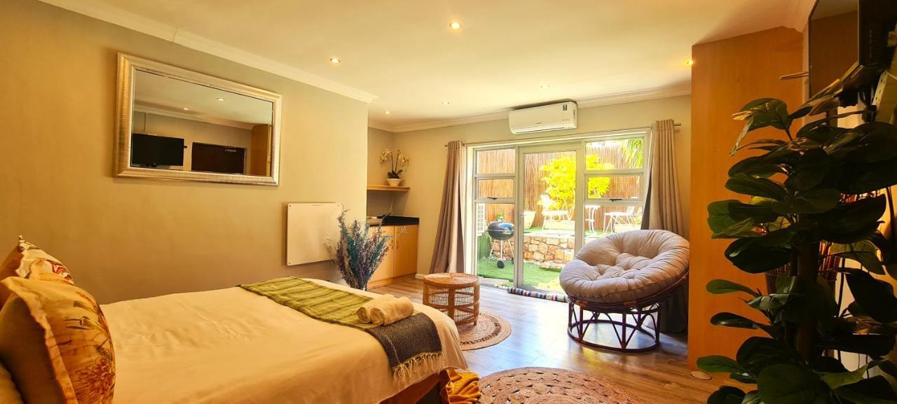 African Groove Camps Bay Cape Town Bagian luar foto