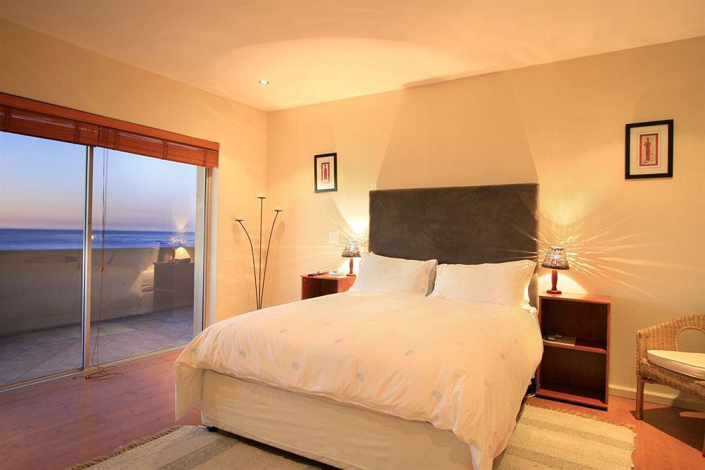 African Groove Camps Bay Cape Town Bagian luar foto