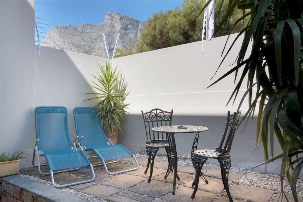 African Groove Camps Bay Cape Town Bagian luar foto